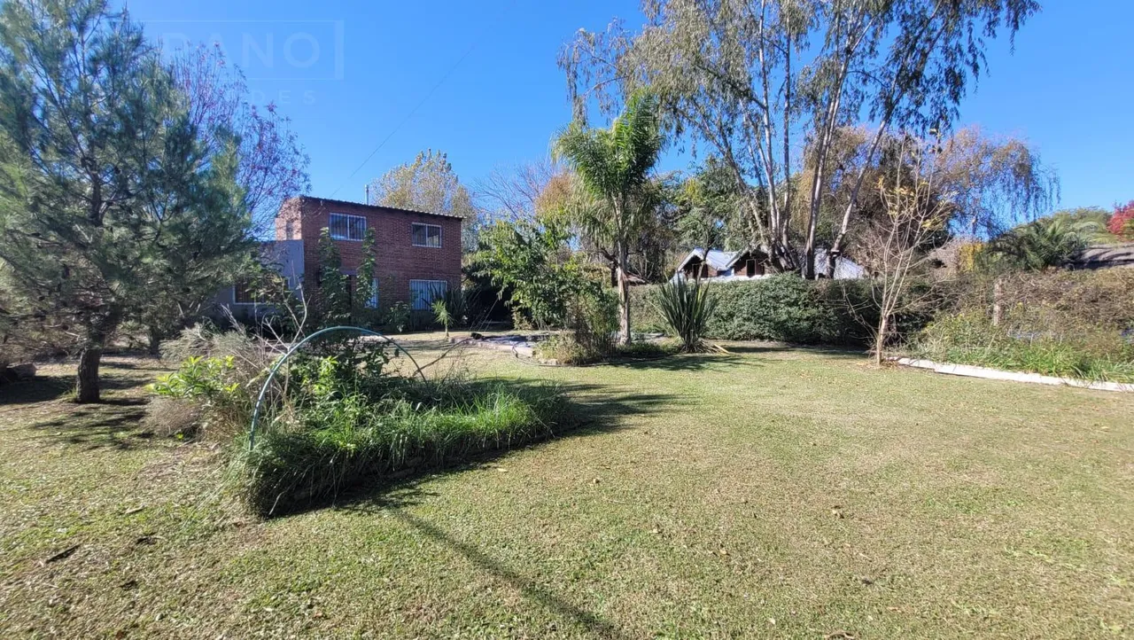 Casa en Venta Casa 3 Ambientes Con Pileta Barrio Parque Sakura, Exaltación de la Cruz