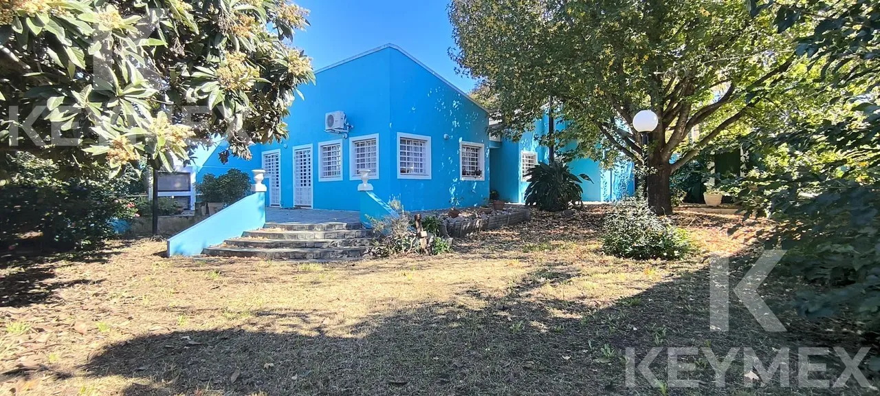 Casa en 73 e/ 8 y 9