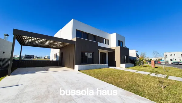 Casa en Arribeños 1221