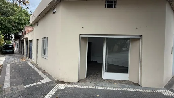 Local Comercial en Manuel Castro al 4786