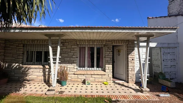 Casa en IRALA al 6600