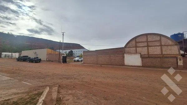 Galpon en En Venta | Galpón + Departamento | Añelo