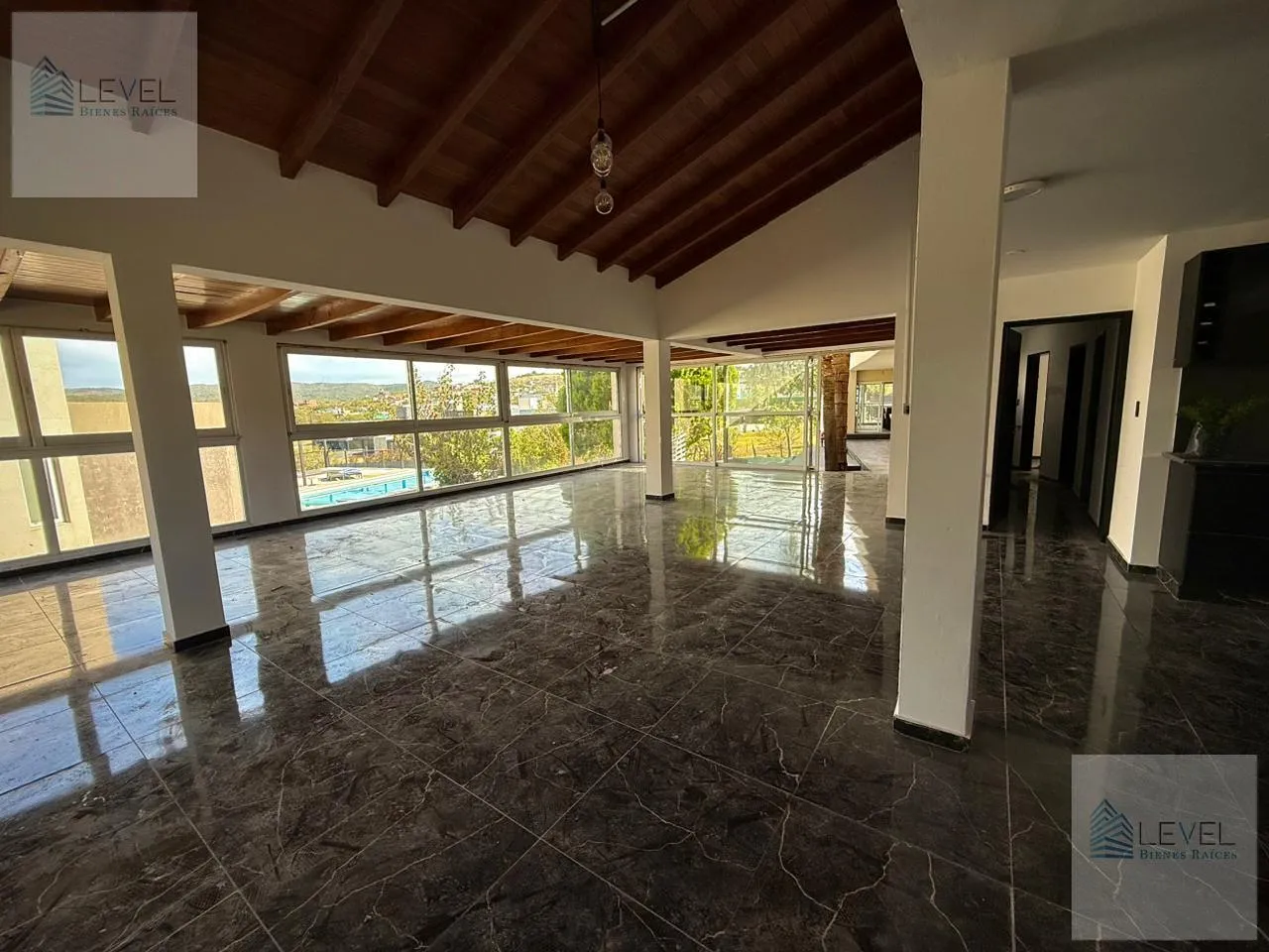 Casa en MZ 92 LT 5
