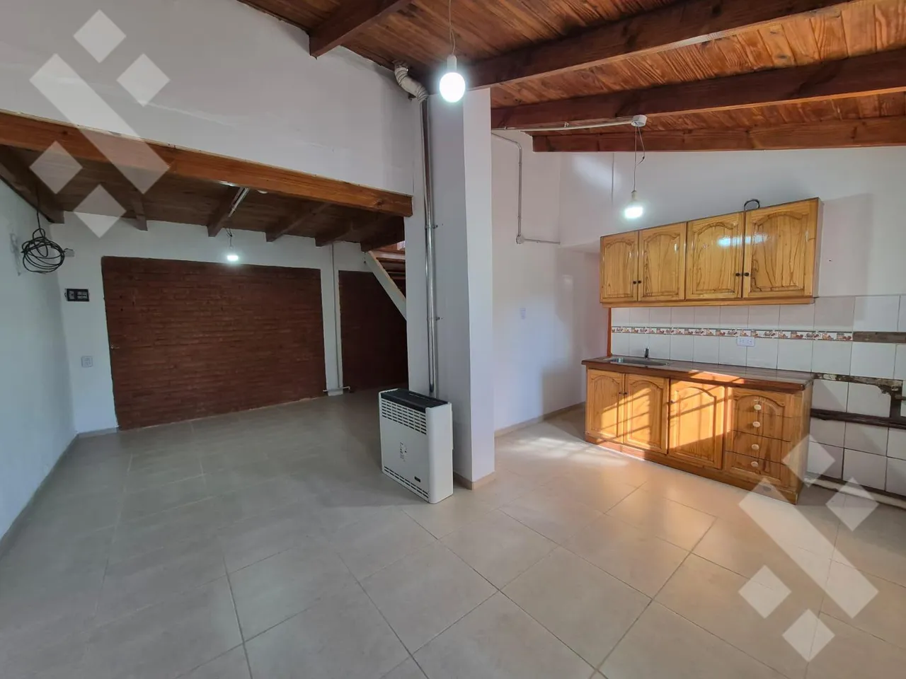 Departamento en En Alquiler| Casa mas Local. Casa 4 dormitorios patio mas salon comercial| B° Villa Ceferino sobre Dr Ramón sobre Dr.Ramón | Neuquén