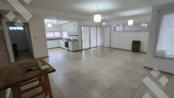 Casa en VENTA Casa en Fernandez Oro - Apto Crédito