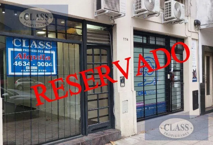 Local Comercial en Av. J.B Alberdi 774