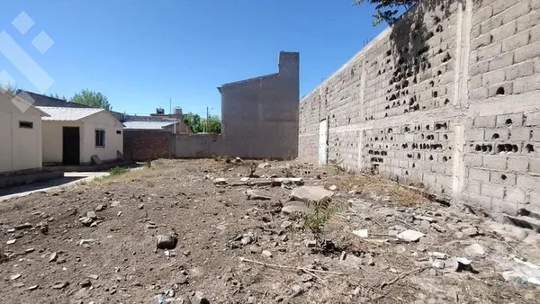 Terreno en Rio Negro al 900