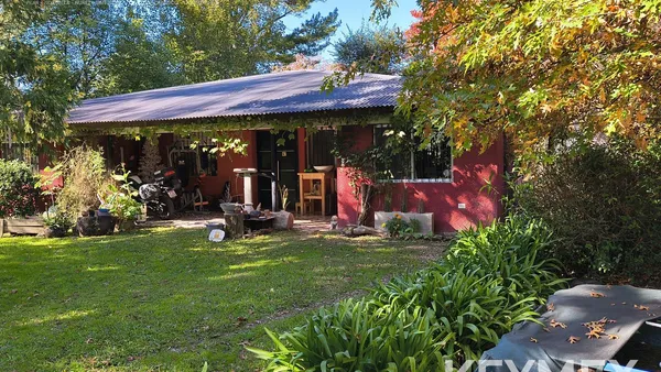 Casa en Los Carpinteros al 800
