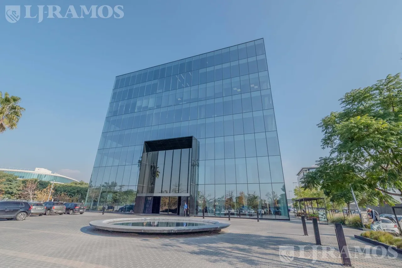 Oficina en Uruguay al 6900
