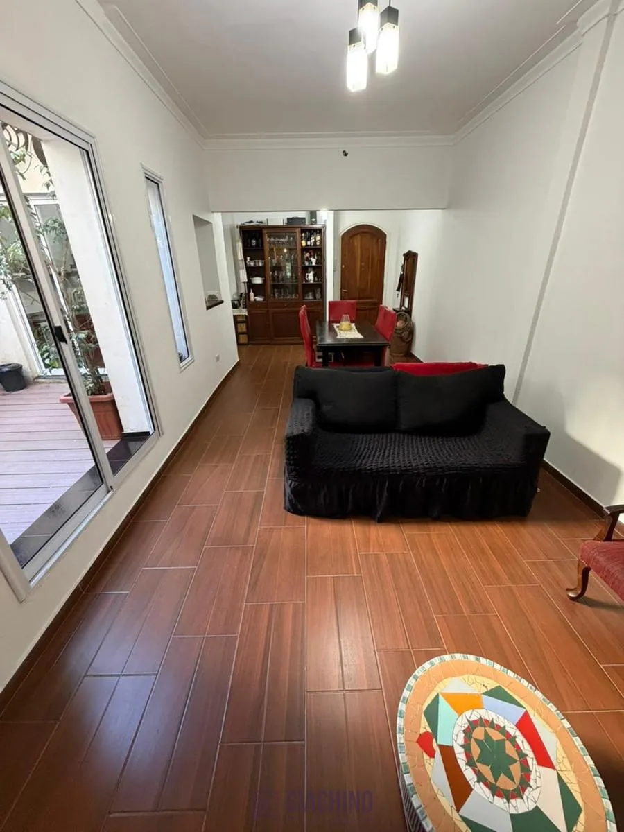 Departamento en 50 entre 8 y 9 al 600