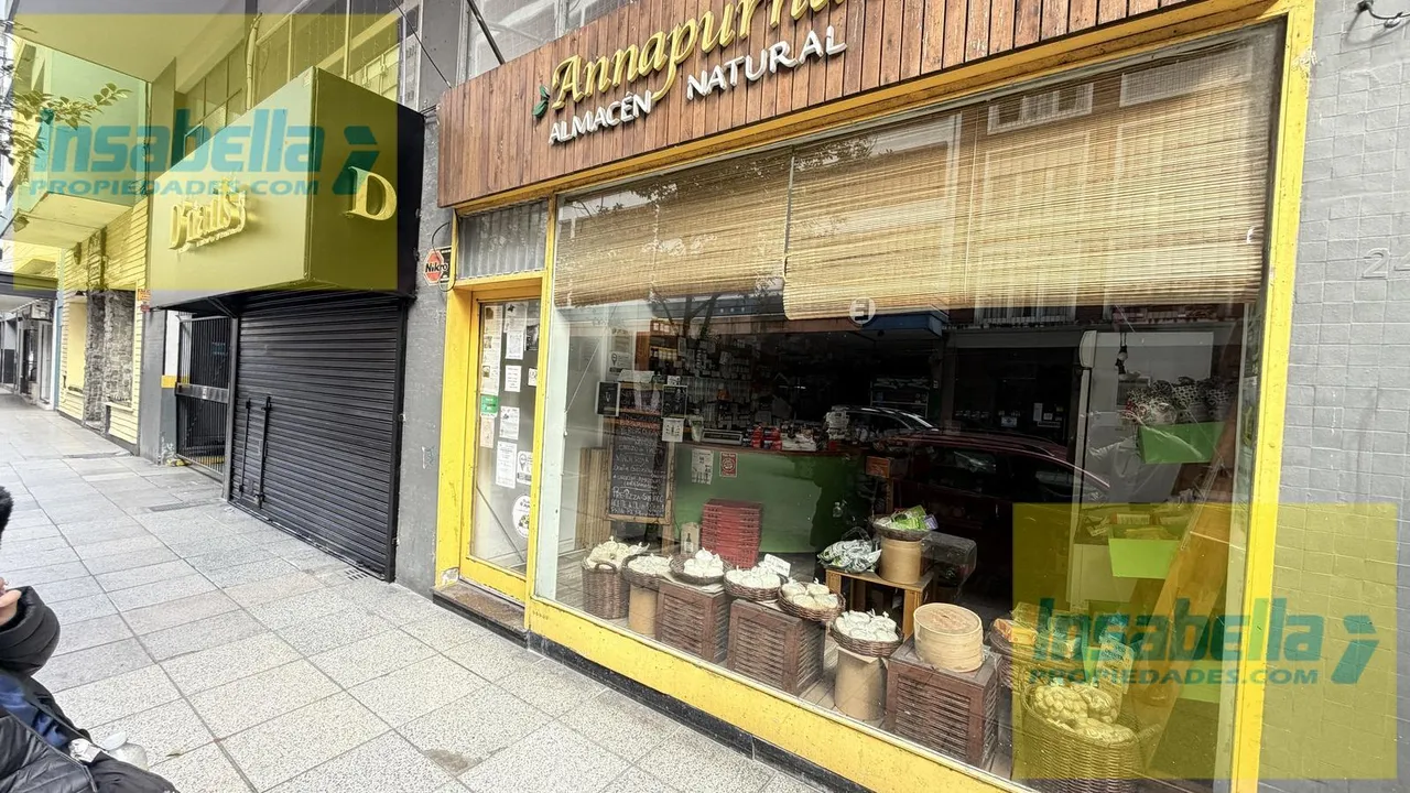 Local Comercial en Bolivar al 2400
