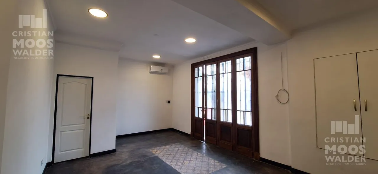 Local Comercial en Maschwitz Centro
