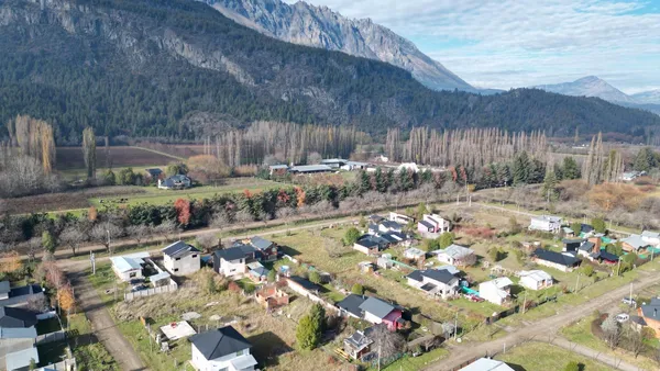 Terreno en Terreno en El Bolson, Barrio Arrayanes sobre Los Notros (NR-21)