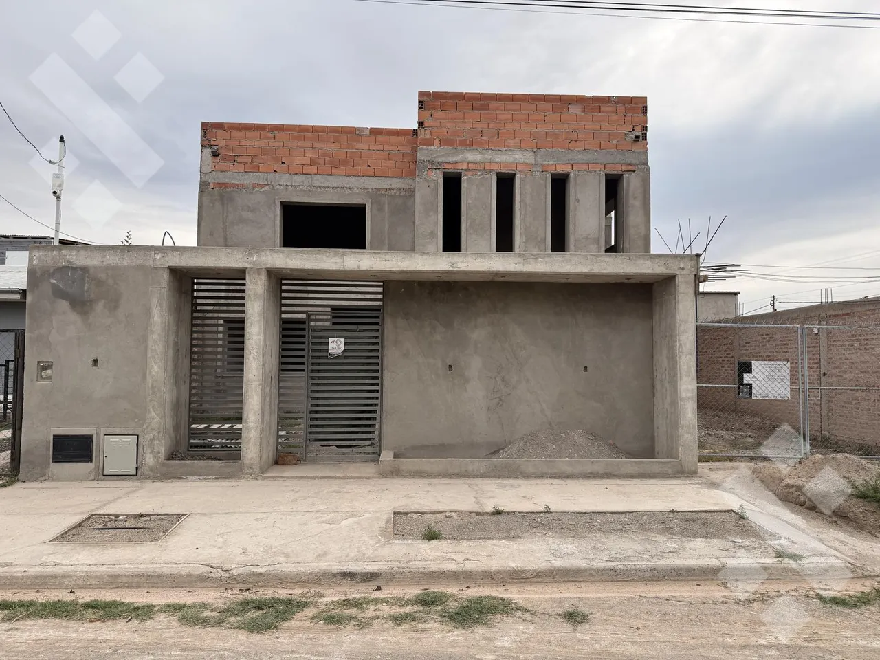 Casa en VENTA (EN EXCLUSIVA) CASA 3 DORMITORIOS (en construcción) - B° DON HIGINIO I, FERNANDEZ ORO