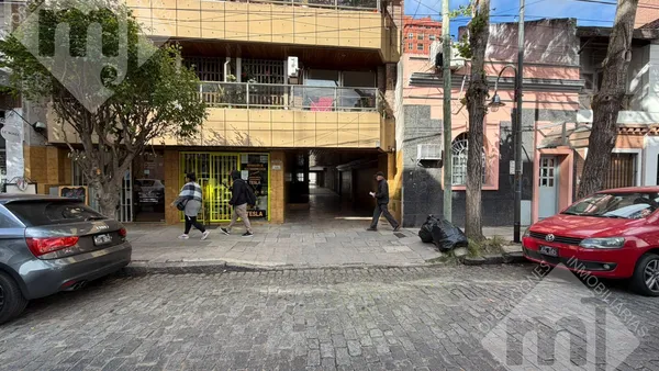 Cochera en 25 de mayo al 1200