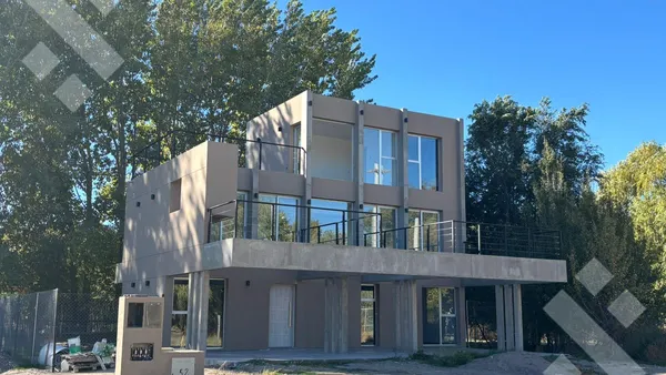 Casa en VENTA CASA (A ESTRENAR) 3 DORMITORIOS (APTA CRÉDITO) - B° PRIVADO VILLA DEL RÍO NÁUTICO, GENERAL ROCA