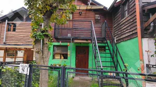 Casa en VENTA CABAÑA 3 AMBIENTES - B° BICKEL - SAN MARTIN DE LOS ANDES