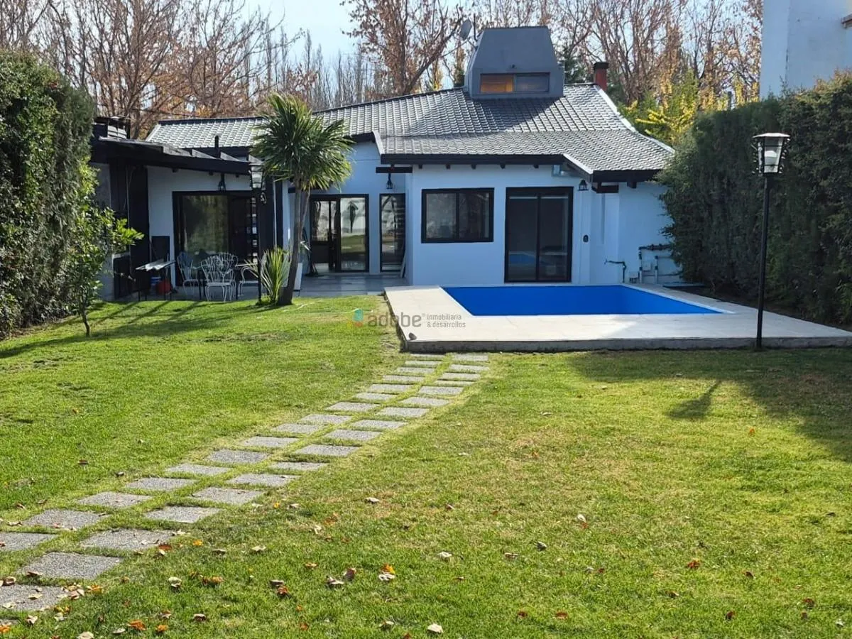 Casa en Longone al 2400 Cacras de Coria
