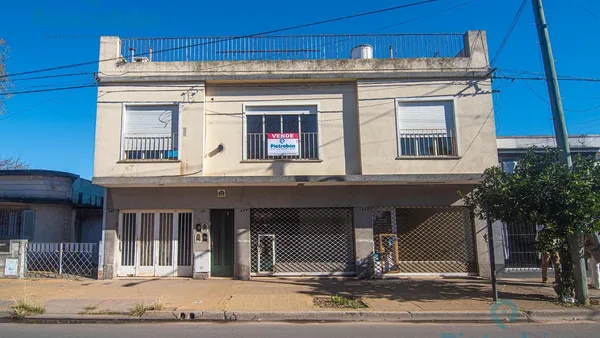 Departamento en VENTA PH EN JUNIN - DPTO + LOCALES. EN BLOCK O INDIVIDUAL.
