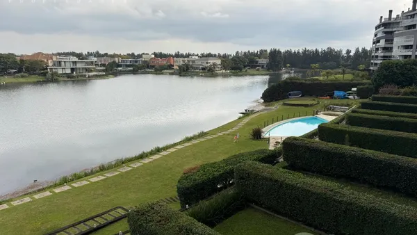 Departamento en Islas del Golf Acqua