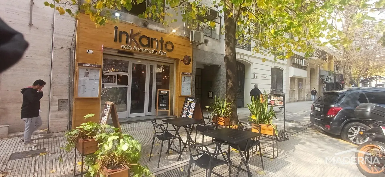 Oficina en Uruguay al 700