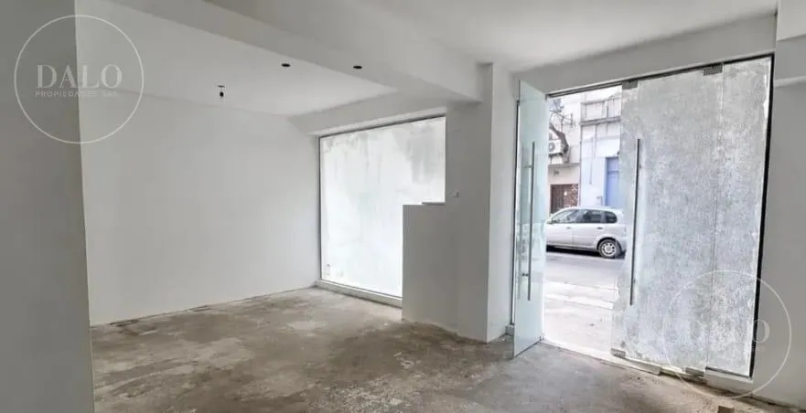 Local Comercial en Roseti al 700
