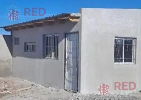 Casa en Arturo Nahuel y Vientos Neuquinos Centenario