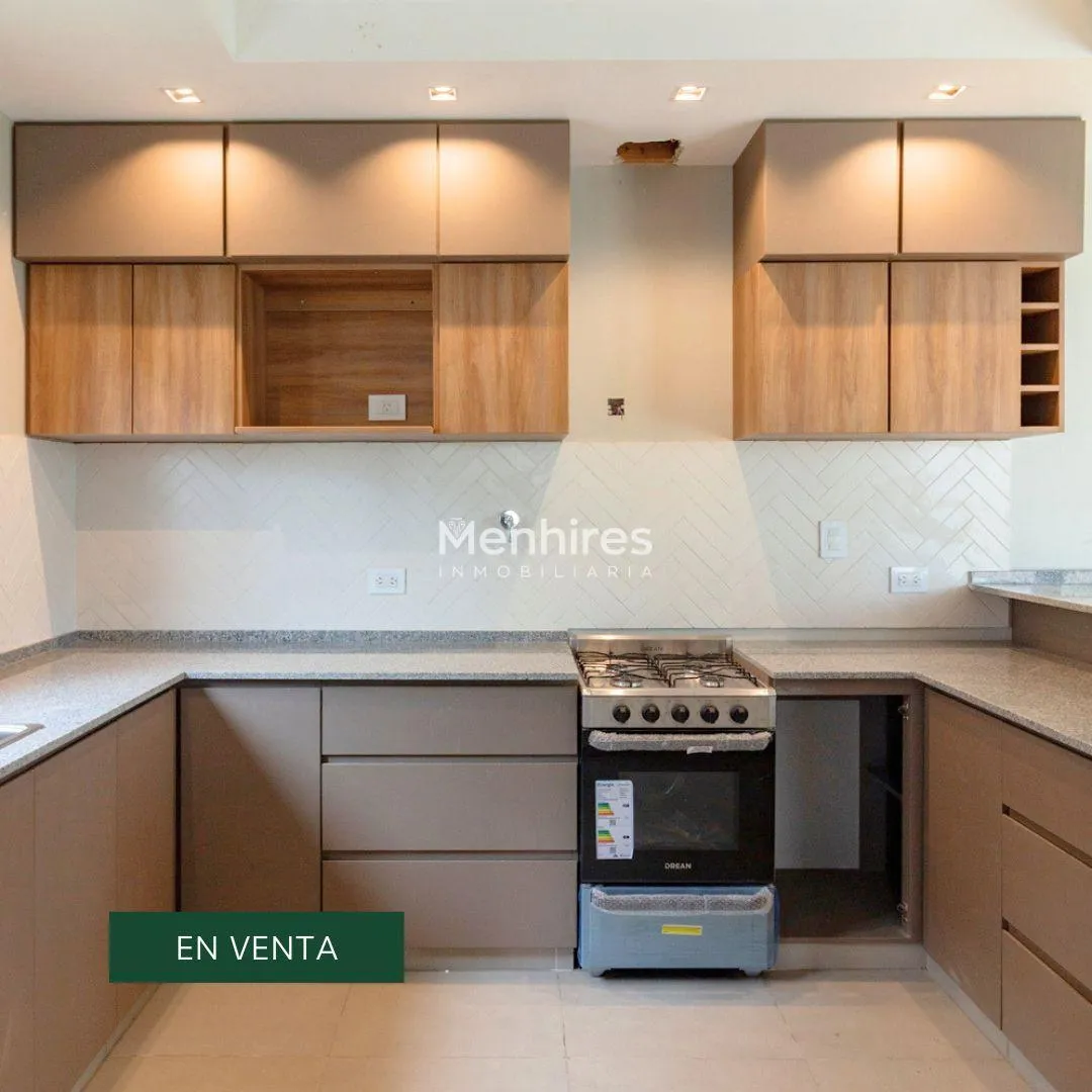 Casa en Casa en venta en Country Viento Sur – 3 dormitorios en suite, galería con asador y amenities