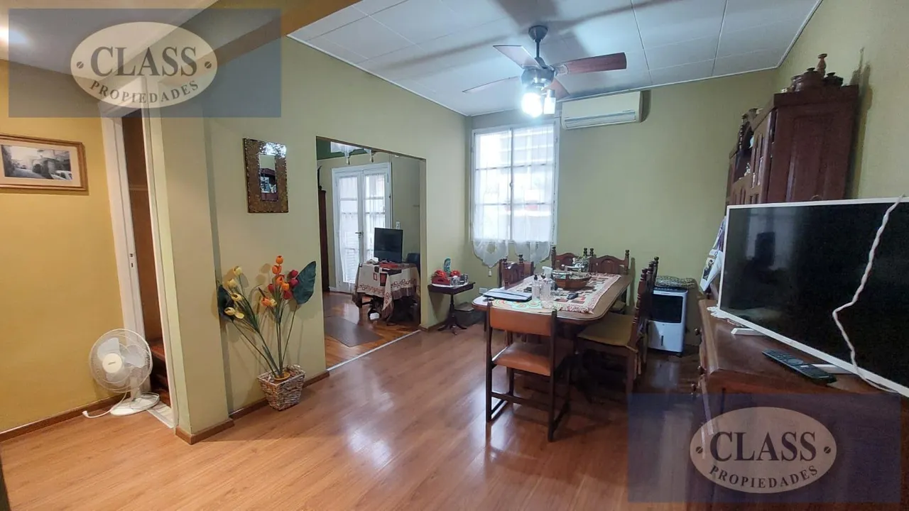 Departamento en Av. Directorio 1179