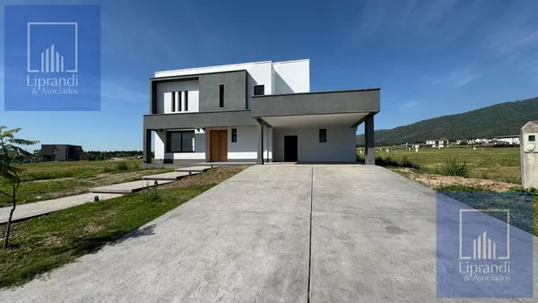 Casa en Casa a estrenar en Country San Pablo, San Pablo (Lules)