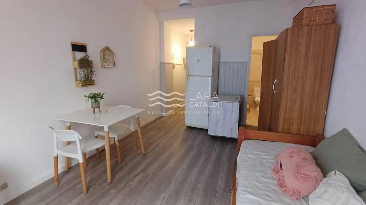 Departamento en Sarmiento al 2400