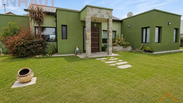 Casa en Venta de casa en Cipolletti