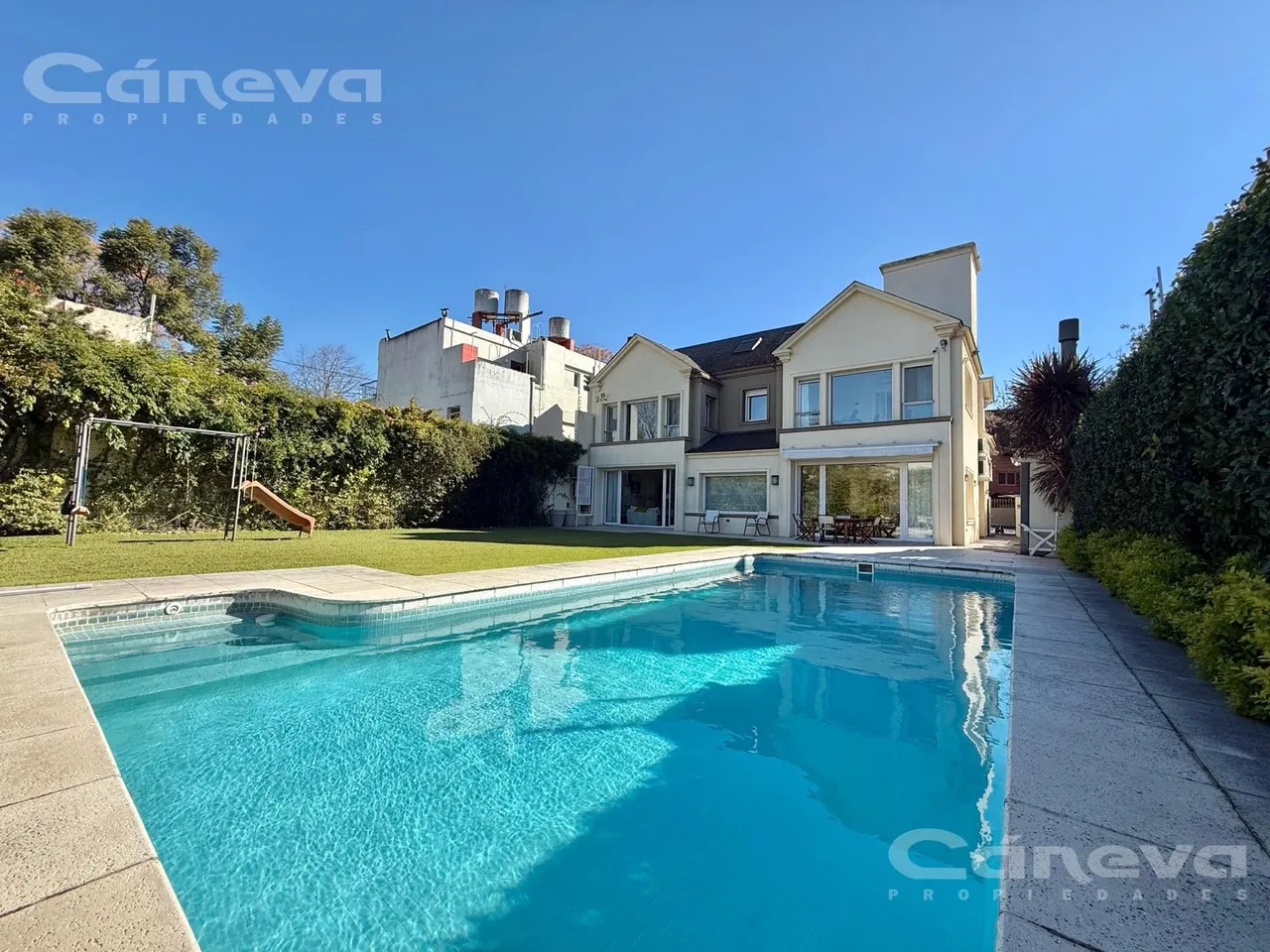 Casa en Santa Rosa al 1200