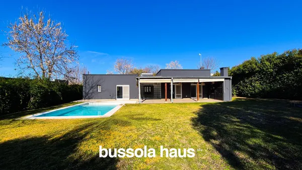 Casa en San Matías al 1100