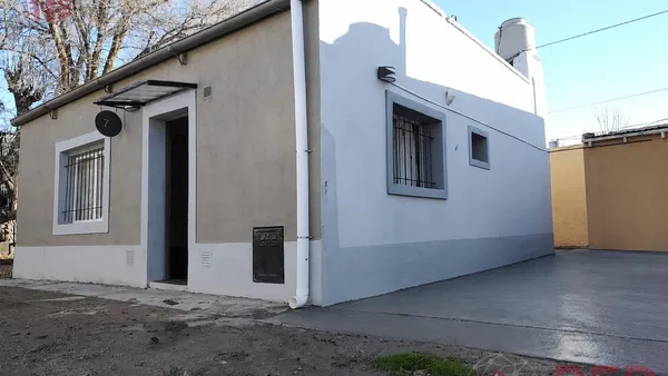 Departamento en Tres Arroyos al 1100; General Roca
