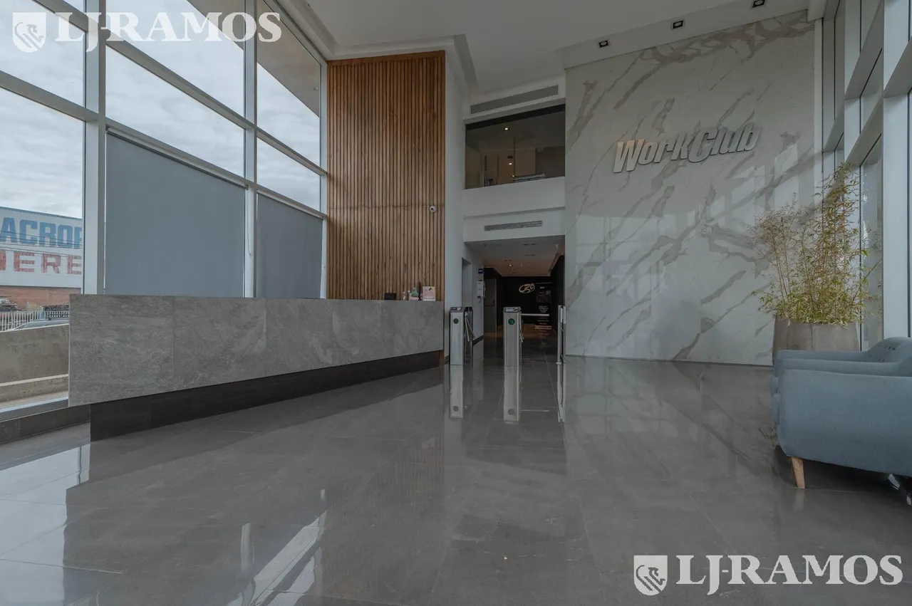 Oficina en Oficinas y Locales en Escobar!