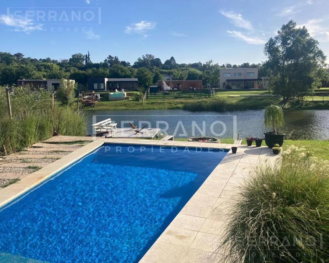 Casa en AFG. Venta Casa al lago. 4 dormitorios.Amenities. Parque Náutico El Cazal. Escobar