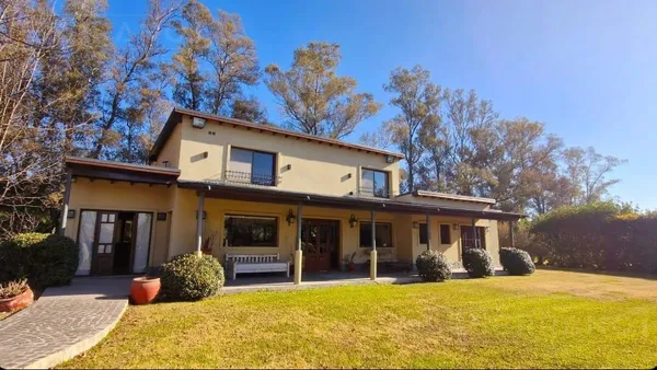 Casa en RNE. Venta casa 6 ambientes en Chacras del Molino, Exaltación de la Cruz,