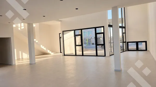 Local Comercial en En Alquiler | Oficinas Comerciales | Calle Las Lajas | Plottier