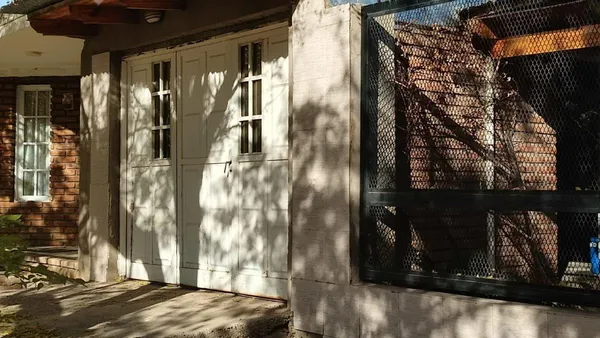 Casa en VENTA-CASA + DPTO-DECATRIEL RIO NEGRO PEDRO HIACHINO