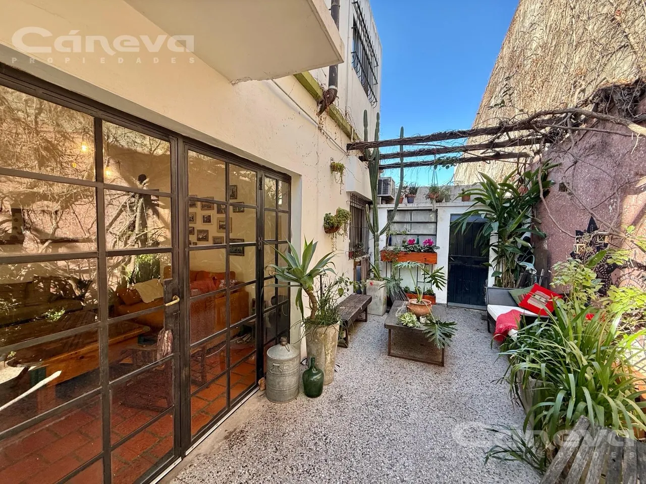 Departamento en Monteagudo al 2700