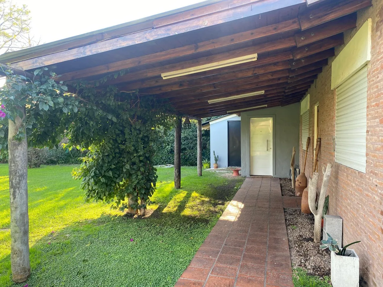 Casa en SDA. Venta casa 3 ambientes, pileta. Parque Sakura. Exaltacion de la Cruz