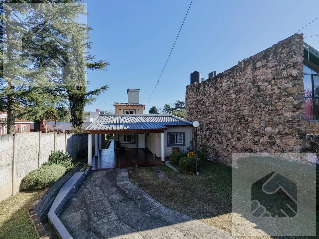 Casa en Demostenes al 200 , Barrio Carlos Paz Sierras.