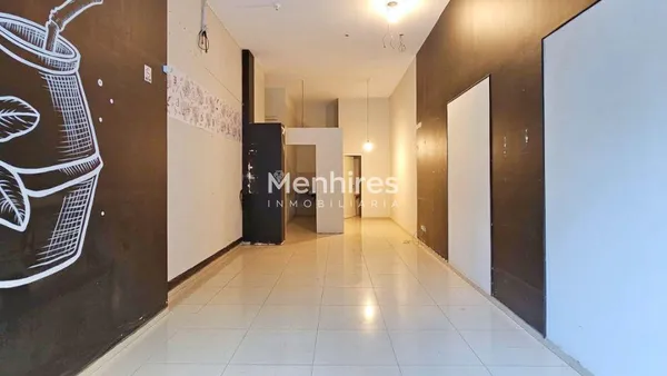 Local Comercial en Local comercial en alquiler con amplio frente vidriado | Zona Centro Sur