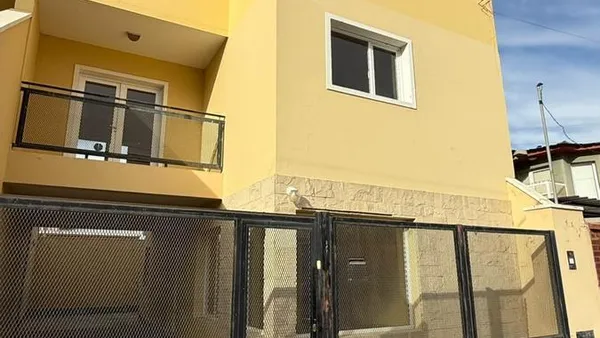 Casa en En Alquiler |Duplex de 2 Dormitorios | Plottier | Neuquén