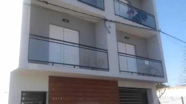 Departamento en America al 1000