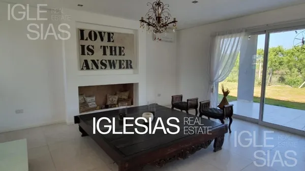 Casa en Blvd. de todos los Santos al 4300