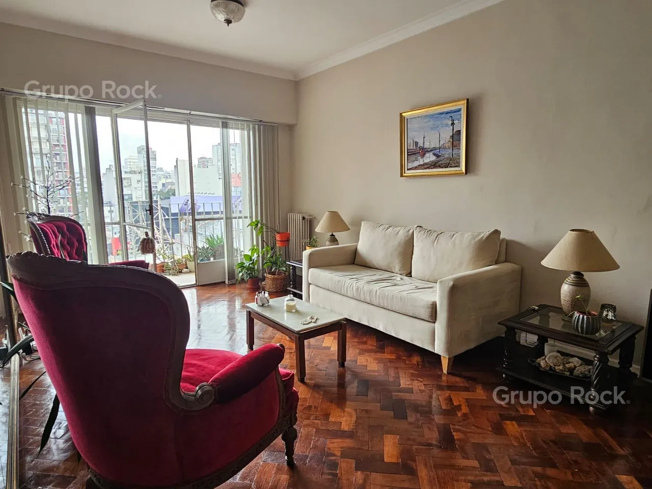 Departamento en Vuelta de obligado al 2100