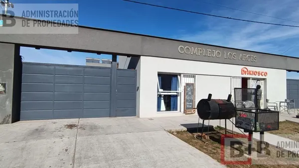 Departamento en Av Peron al 100
