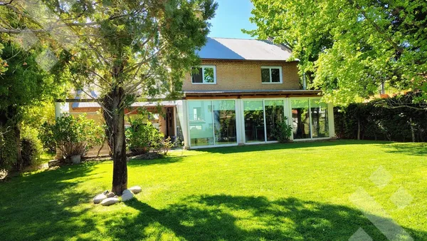 Casa en En Venta | Casa de 3 Dormitorios | Barrio Rincón Club de Campo | Neuquén